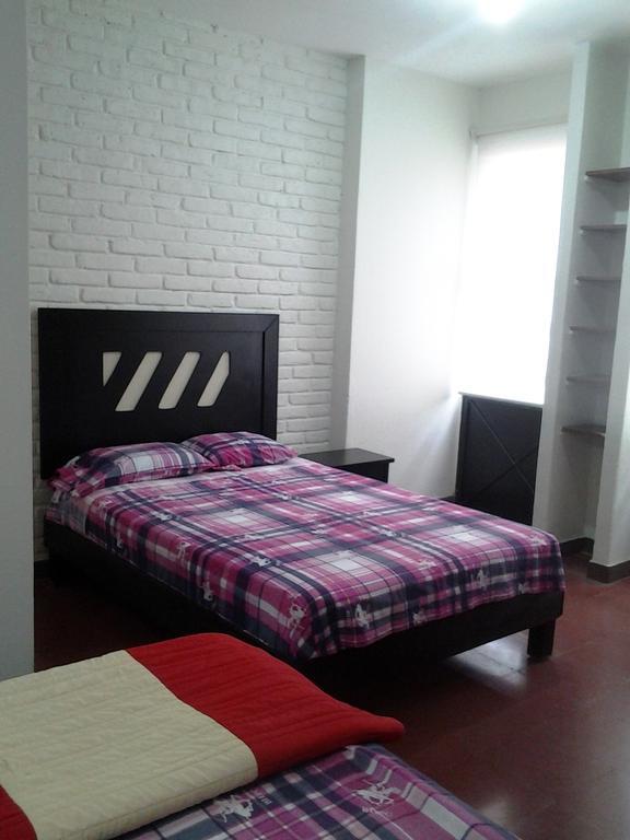 Hostal Casa Purpura Керетаро Екстер'єр фото