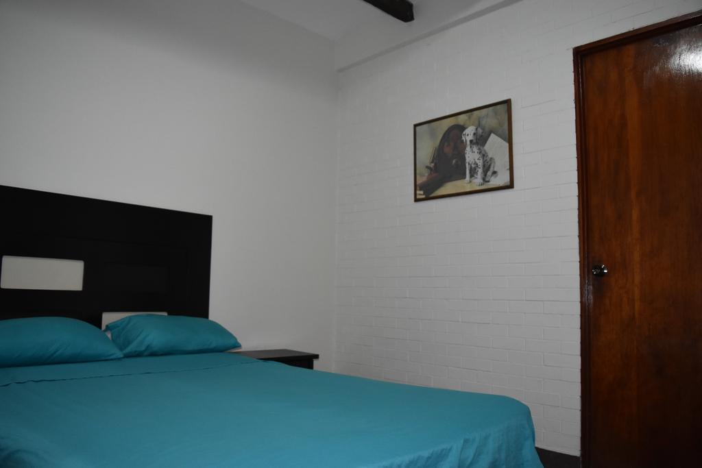 Hostal Casa Purpura Керетаро Екстер'єр фото