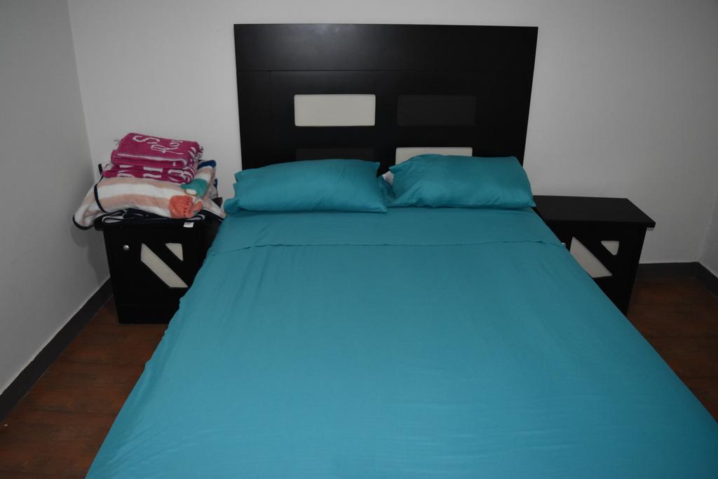 Hostal Casa Purpura Керетаро Екстер'єр фото